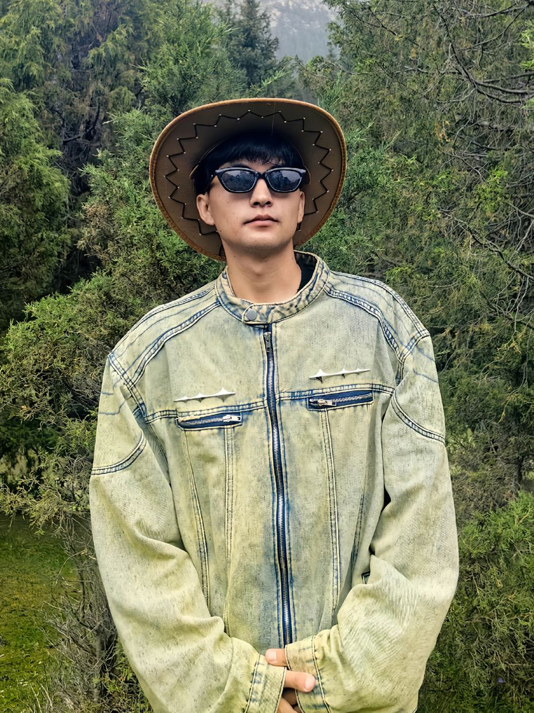 Mens Fashion Denim Jacket - Blue Short Padded Shoulder Denim Jacket