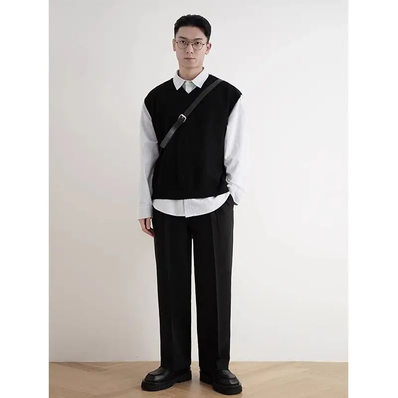 2024 Early Autumn Simple Black - Men'S Fashion V Neck Sweater ulasan dan harga
