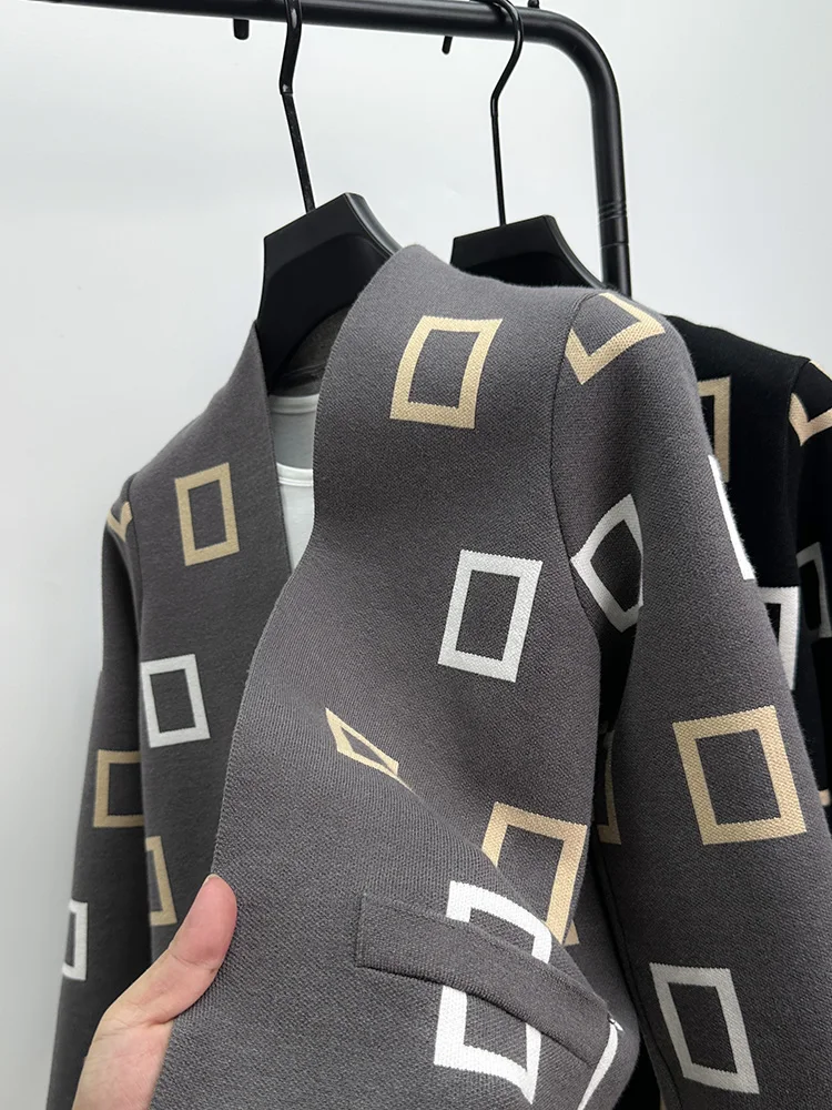Luxury Quality Men's Designer  - Men'S Fashion V Neck Sweater ulasan dan harga